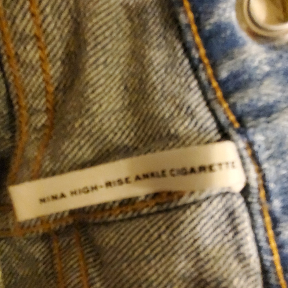 JEANS - Picture 7 of 8